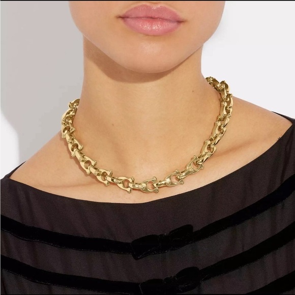 Coach Elegant Gold Chain Necklace - Picture 1 of 3